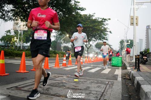 Race photo from Smartfren Run 2025 