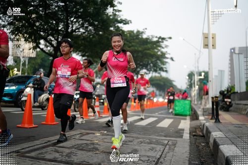 Race photo from Smartfren Run 2025 