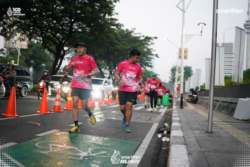 Race photo from Smartfren Run 2025 