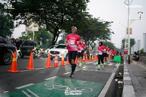 Race photo from Smartfren Run 2025 