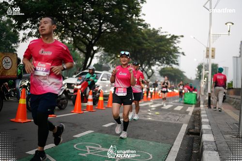 Race photo from Smartfren Run 2025 