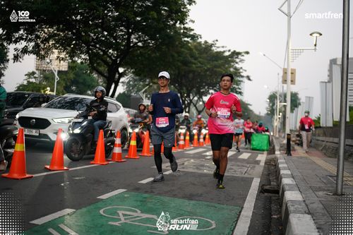 Race photo from Smartfren Run 2025 