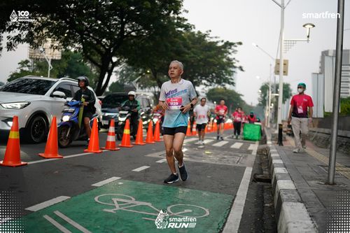 Race photo from Smartfren Run 2025 