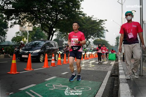 Race photo from Smartfren Run 2025 
