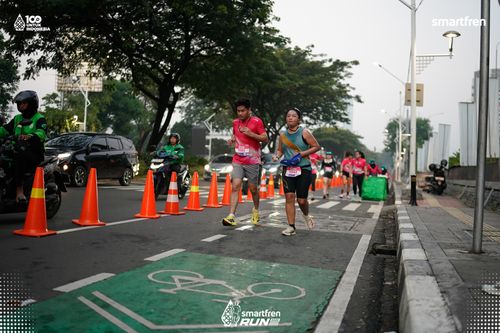 Race photo from Smartfren Run 2025 
