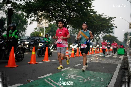 Race photo from Smartfren Run 2025 