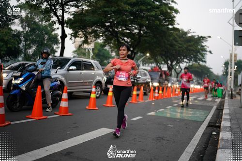 Race photo from Smartfren Run 2025 
