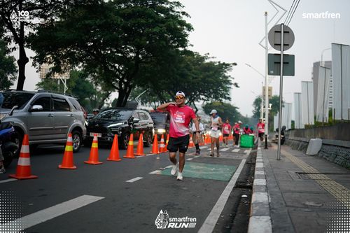 Race photo from Smartfren Run 2025 