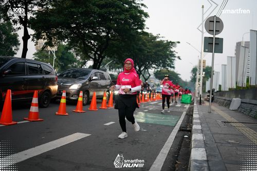 Race photo from Smartfren Run 2025 