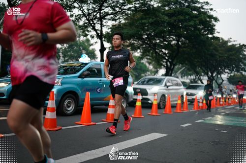 Race photo from Smartfren Run 2025 