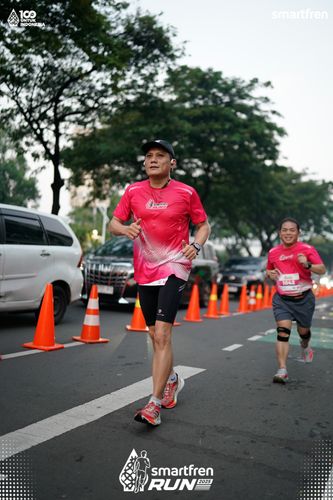 Race photo from Smartfren Run 2025 