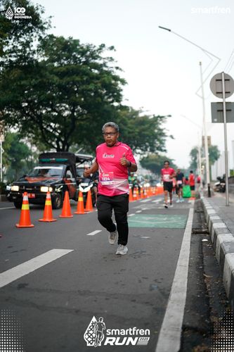 Race photo from Smartfren Run 2025 