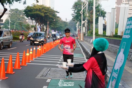 Race photo from Smartfren Run 2025 