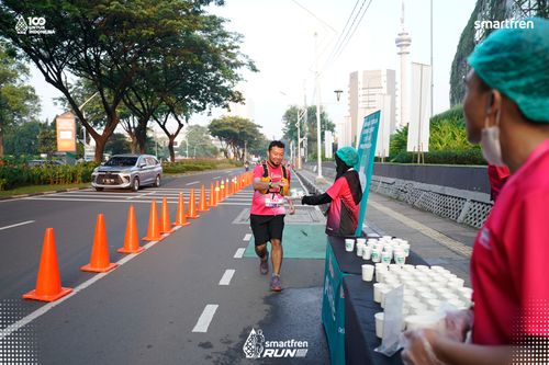 Race photo from Smartfren Run 2025 