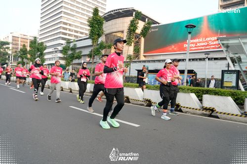 Race photo from Smartfren Run 2025 