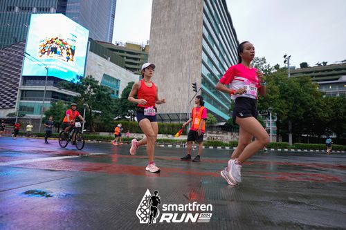 Race photo from Smartfren Run 2024