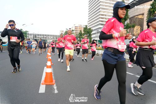 Race photo from Smartfren Run 2025 