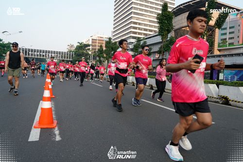 Race photo from Smartfren Run 2025 