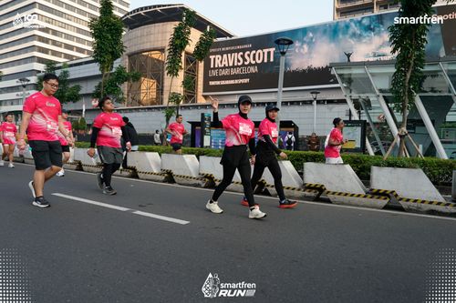 Race photo from Smartfren Run 2025 