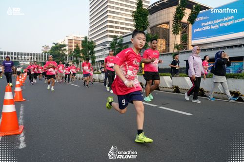 Race photo from Smartfren Run 2025 
