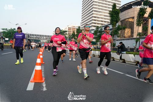 Race photo from Smartfren Run 2025 