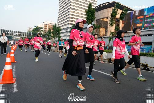 Race photo from Smartfren Run 2025 