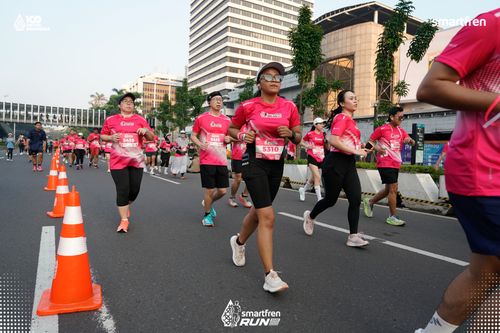 Race photo from Smartfren Run 2025 