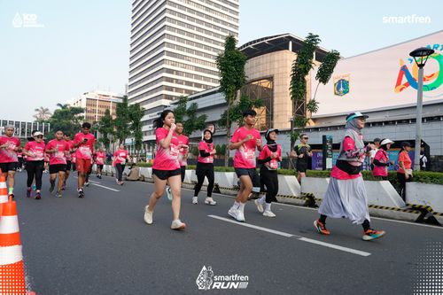 Race photo from Smartfren Run 2025 