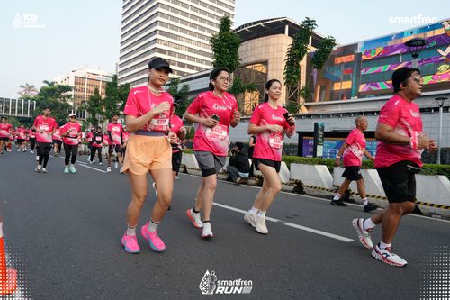Race photo from Smartfren Run 2025 