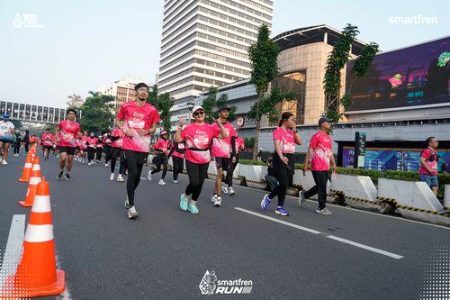 Race photo from Smartfren Run 2025 