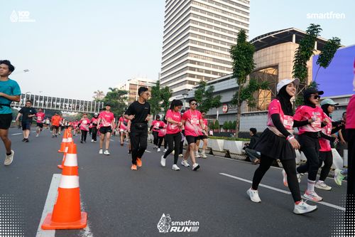 Race photo from Smartfren Run 2025 