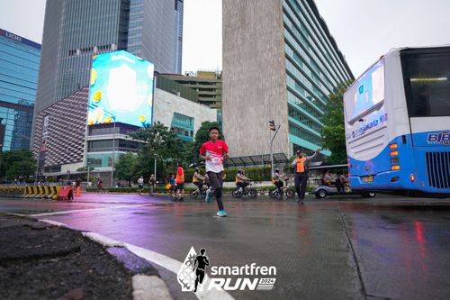 Race photo from Smartfren Run 2024