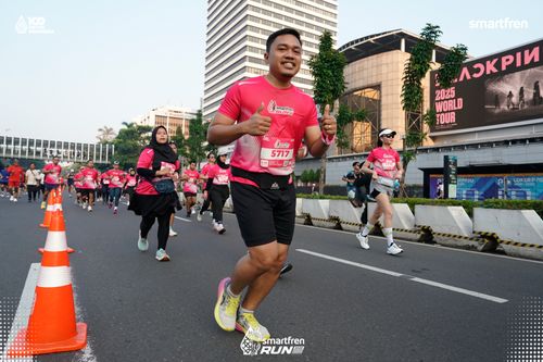 Race photo from Smartfren Run 2025 