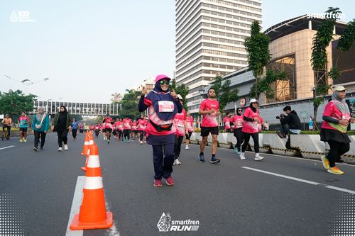 Race photo from Smartfren Run 2025 