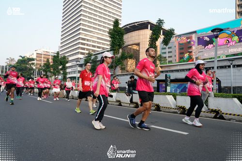 Race photo from Smartfren Run 2025 