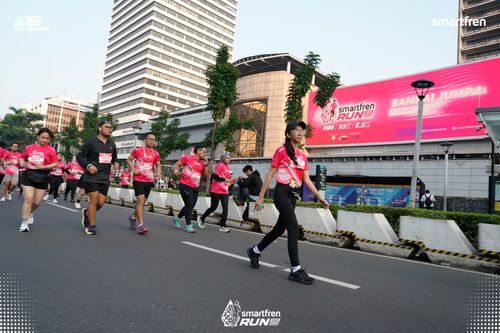 Race photo from Smartfren Run 2025 