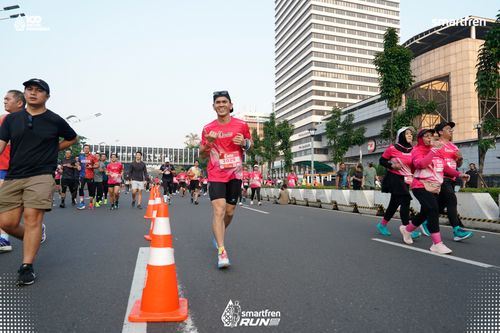 Race photo from Smartfren Run 2025 