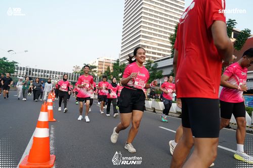 Race photo from Smartfren Run 2025 