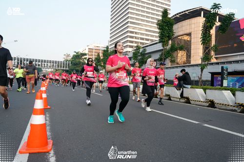 Race photo from Smartfren Run 2025 