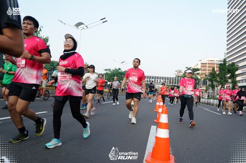 Race photo from Smartfren Run 2025 