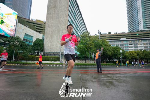 Race photo from Smartfren Run 2024