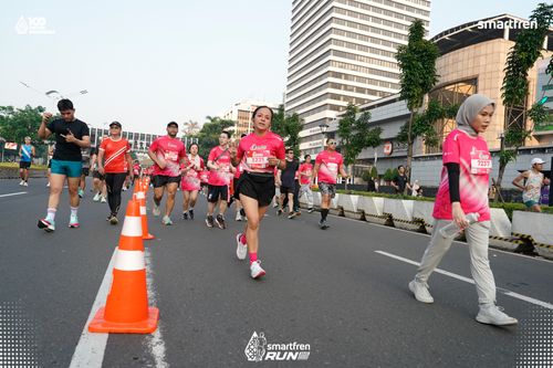 Race photo from Smartfren Run 2025 
