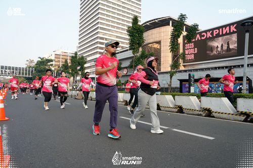 Race photo from Smartfren Run 2025 