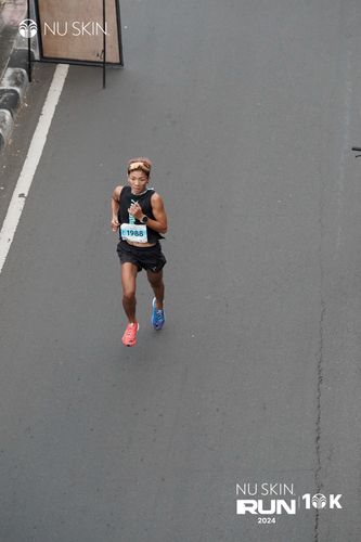 Race photo from Nu Skin Run 10K