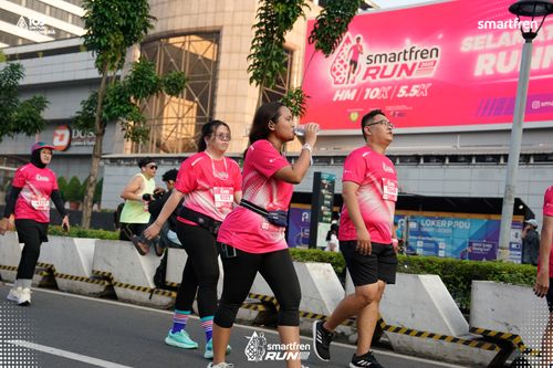 Race photo from Smartfren Run 2025 