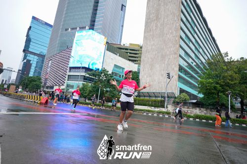 Race photo from Smartfren Run 2024