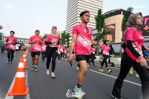Race photo from Smartfren Run 2025 