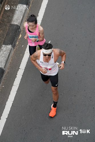 Race photo from Nu Skin Run 10K