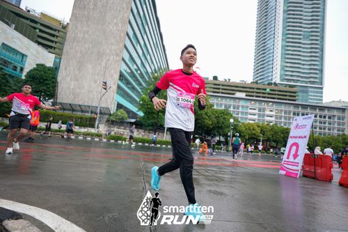 Race photo from Smartfren Run 2024