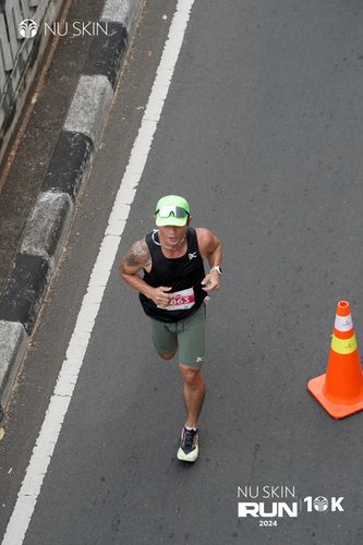 Race photo from Nu Skin Run 10K